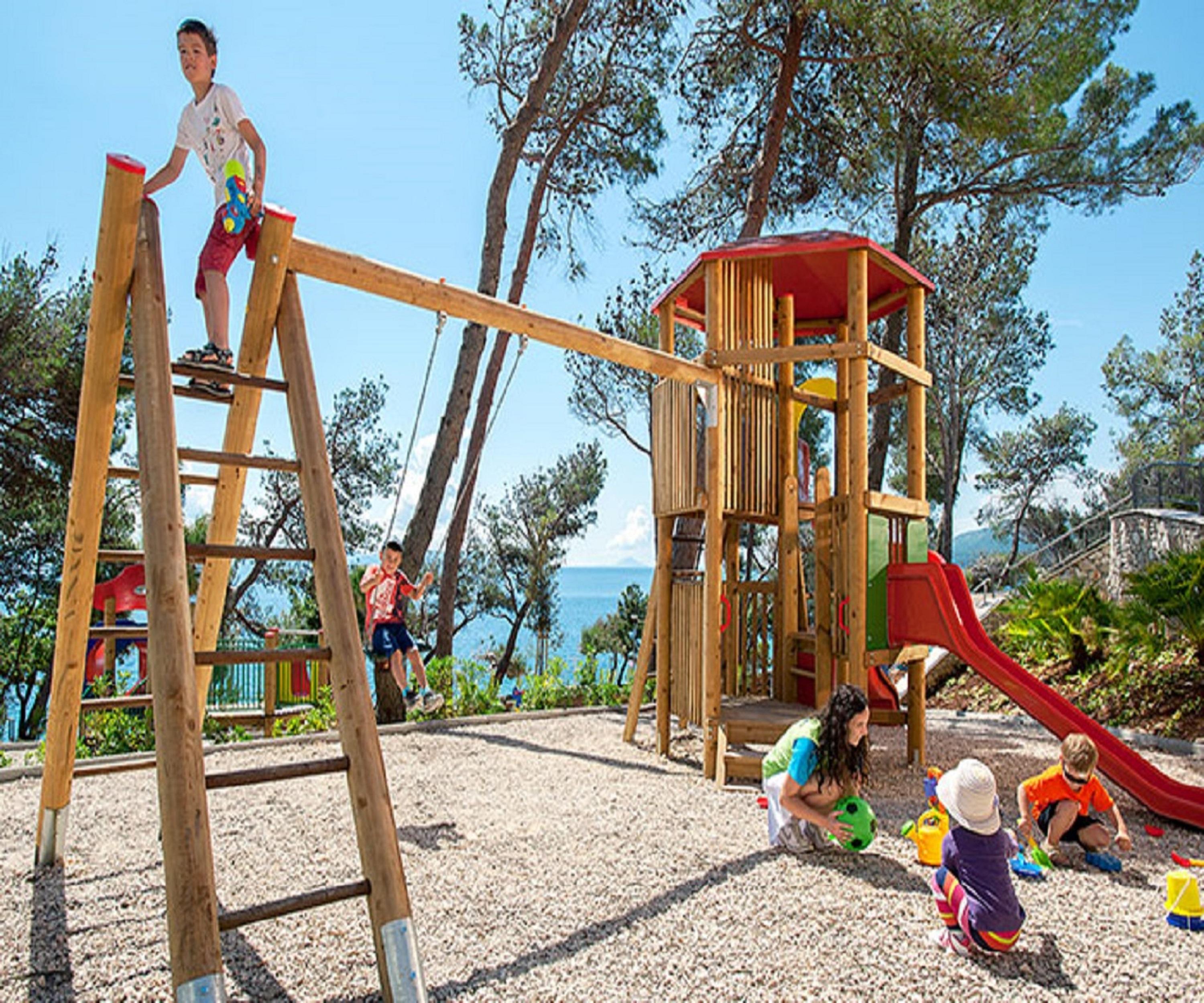 Valamar Sanfior Hotel & Casa Рабац Екстериор снимка