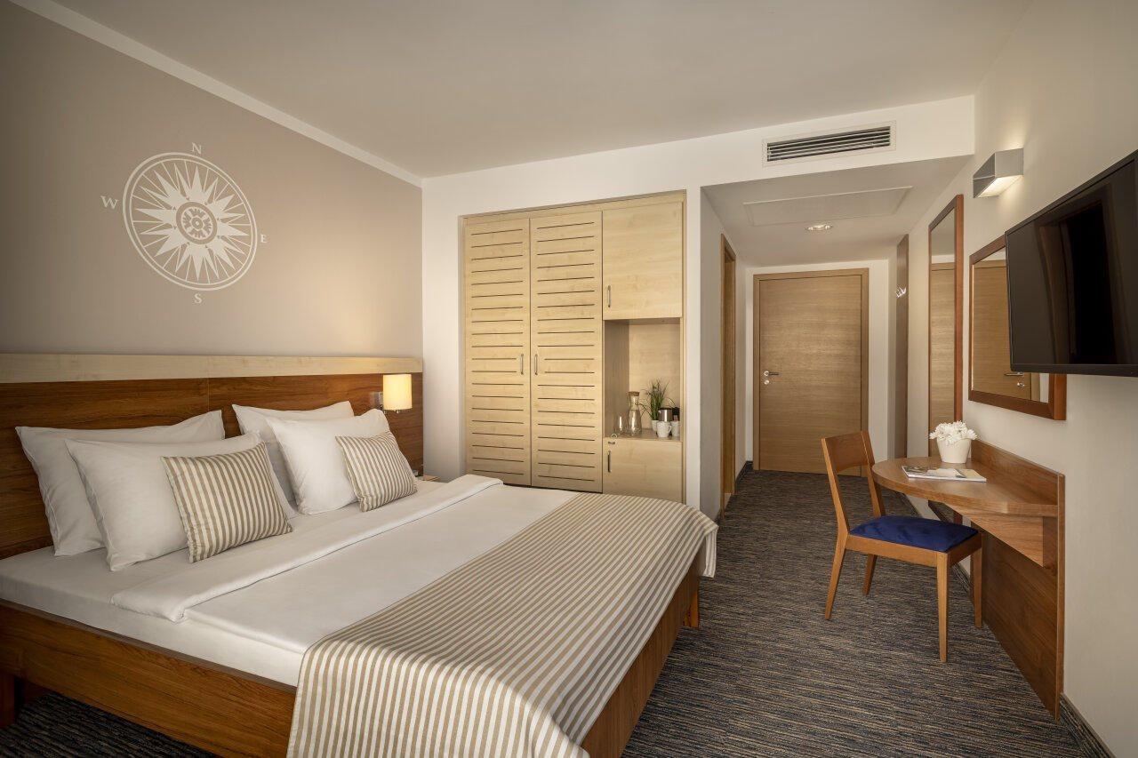 Valamar Sanfior Hotel & Casa Рабац Екстериор снимка