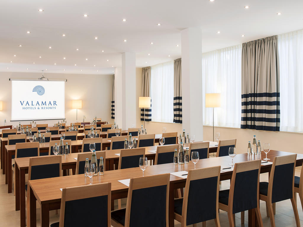 Valamar Sanfior Hotel & Casa Рабац Екстериор снимка